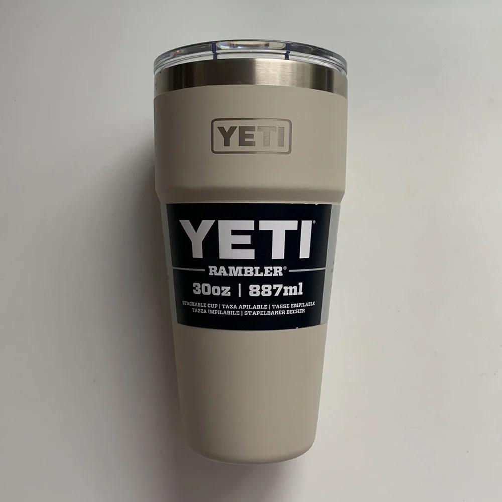 YETI Cream Rambler 30oz 887ml - Picture 1 of 11